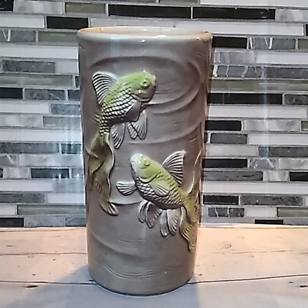 Royal Copley goldfish 🐠 vase vintage